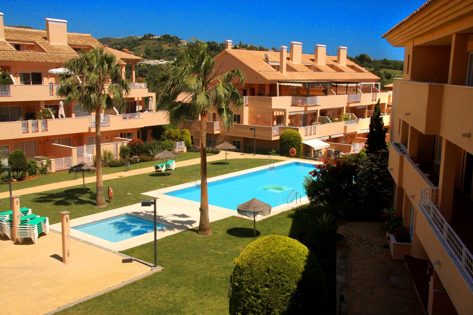 Jardines De Santa Maria Apartment